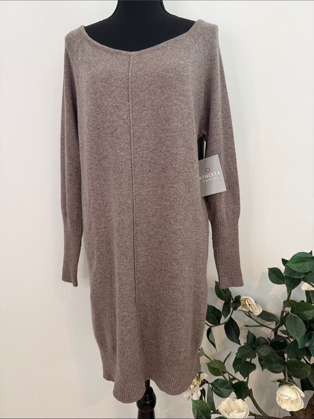 NWT Athleta Cashmere Grey Long Sleeve Soft Knit Sweater Dress M